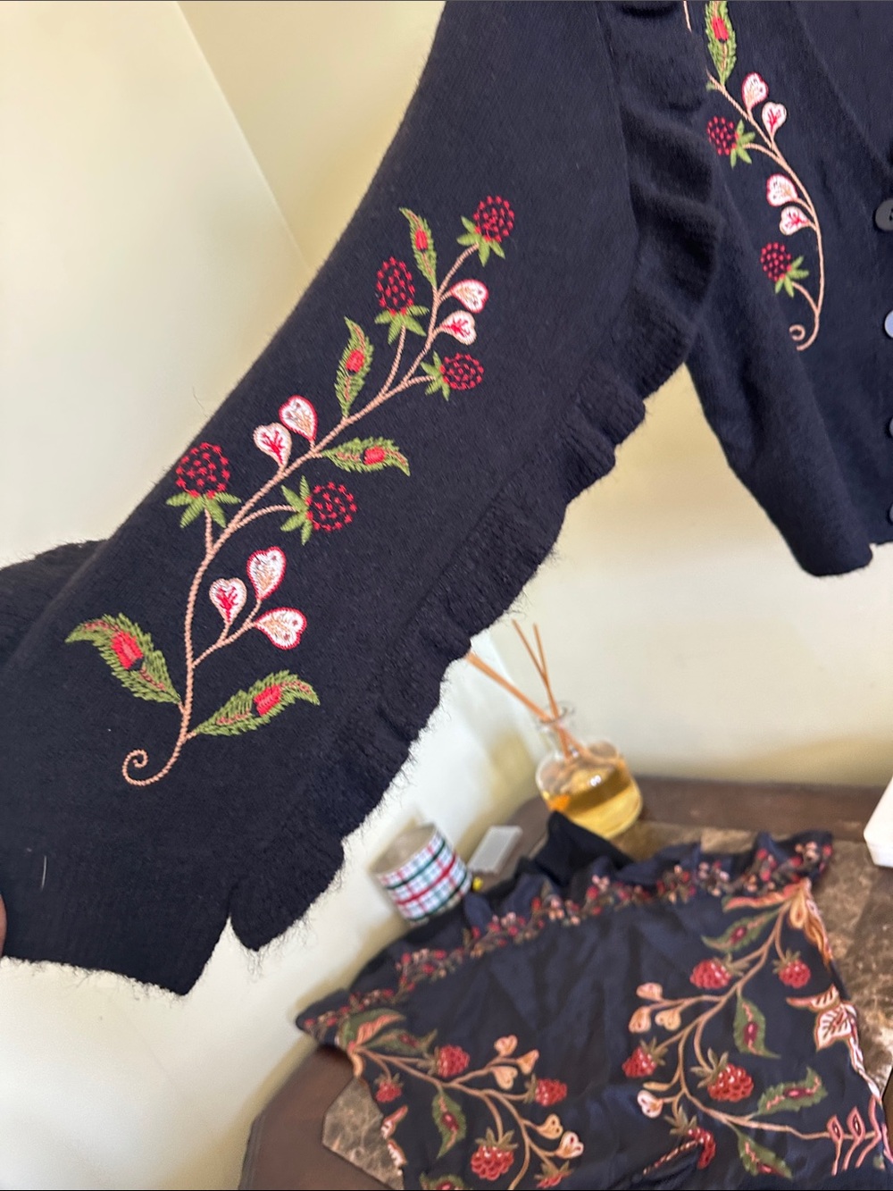 FARM Rio Navy Embroidered Ruffle-Sleeve Cardigan - Picture 2 of 6